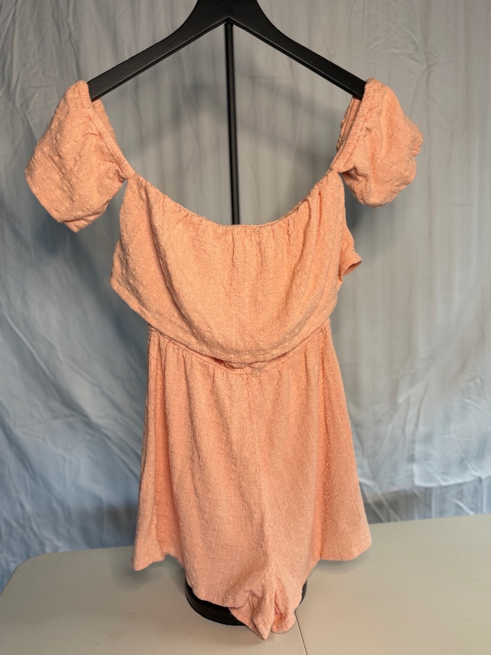 Roxy Peach Crinkle Off-The-Shoulder Romper XS